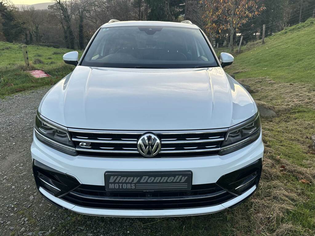 Volkswagen Tiguan 1.5 Tsi Evo 150 R-line Dsg White #3