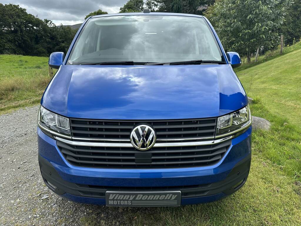 Volkswagen Transporter 2.0 Tdi 150 Highline Kombi Van Dsg BJ24NHN Blue #3