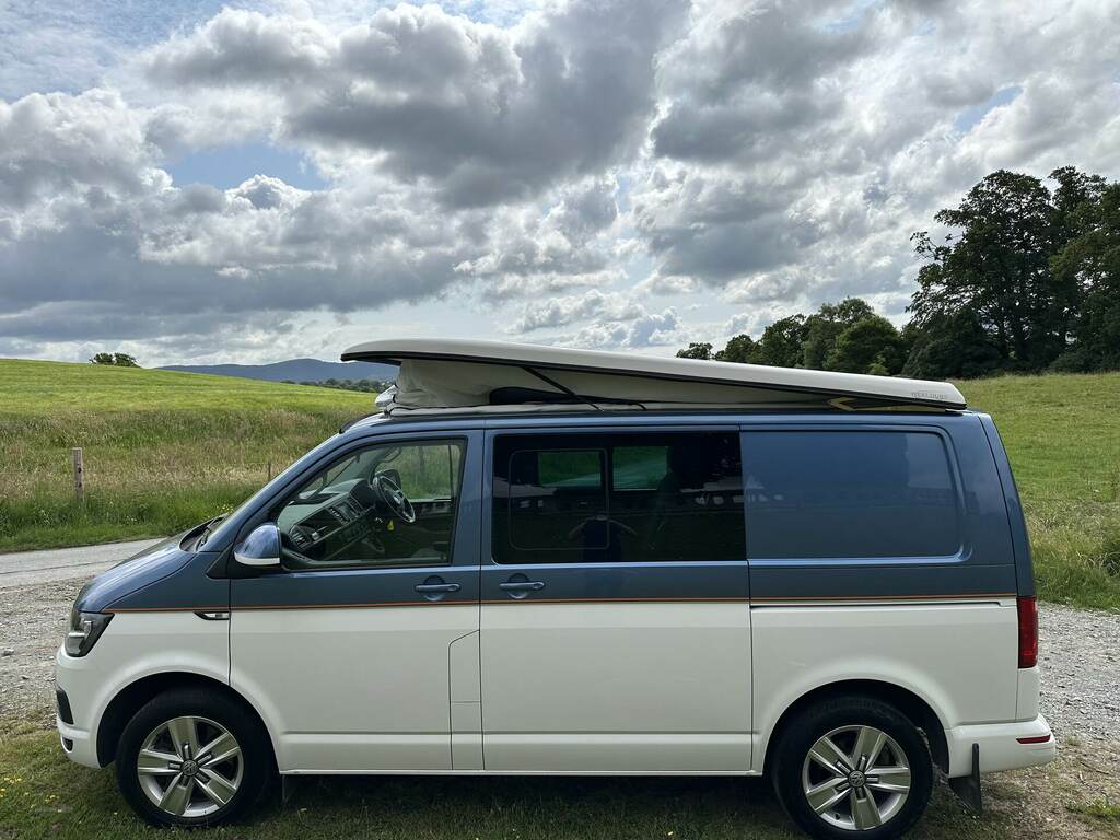Volkswagen Transporter 2.0 Tdi Bmt 102 Highline Kombi Van Euro 6 Blue #3