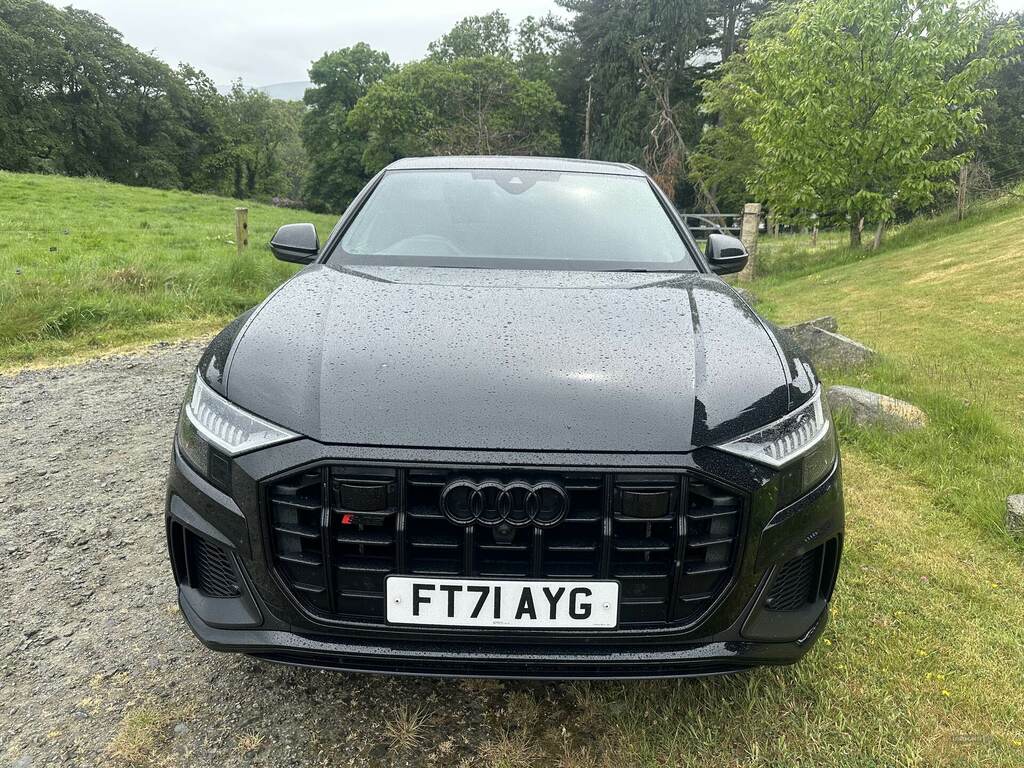 Audi Q8 Sq8 Tfsi Quattro Black Edition Tiptronic Black #4