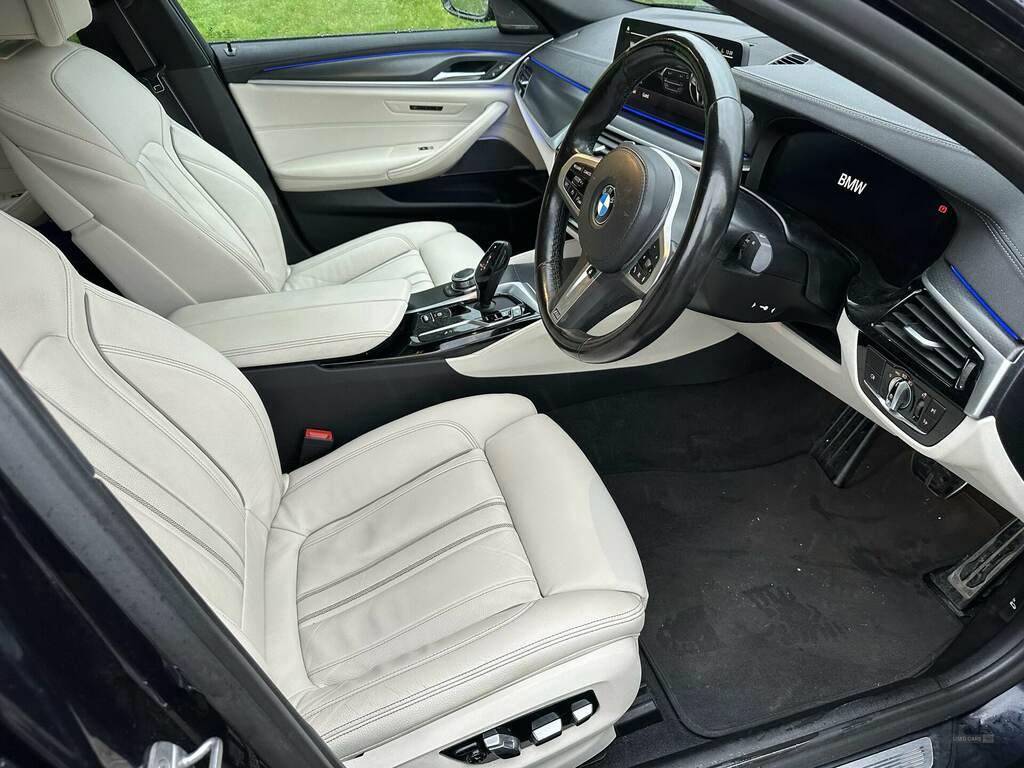 BMW 5 Series 530D Xdrive Mht M Sport Black #5