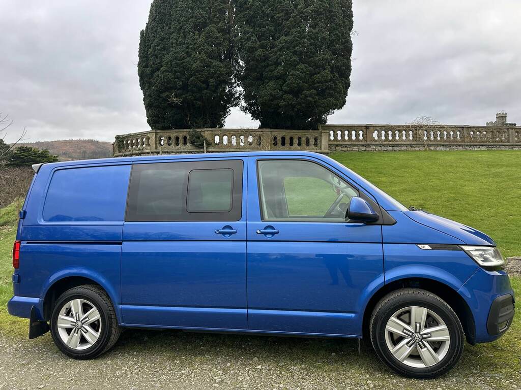 Volkswagen Transporter 2.0 Tdi 150 Highline Kombi Van Dsg ESZ2764 Blue #4