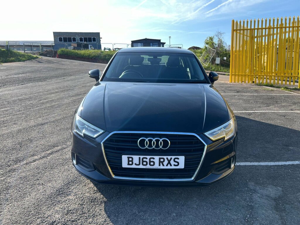 Audi A3 1.6 Tdi Sport Euro 6 Ss BJ66RXS Black #4
