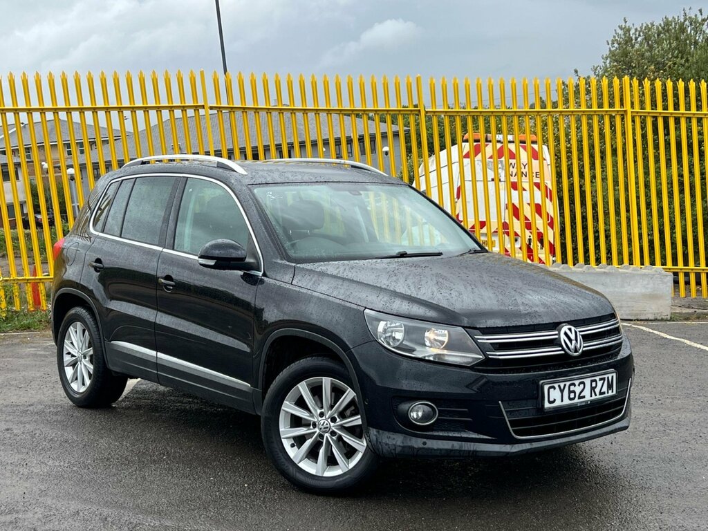 Volkswagen Tiguan 2.0 Tdi Bluemotion Tech Se 4Wd Euro 5 Ss CY62RZM Black