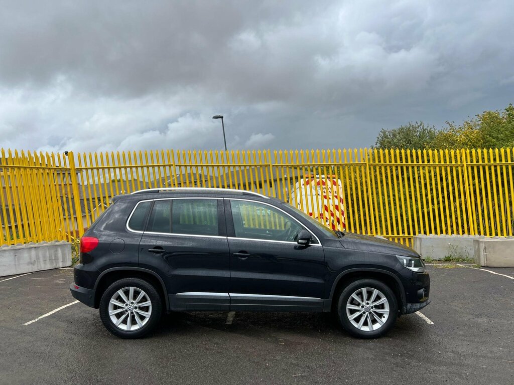 Volkswagen Tiguan 2.0 Tdi Bluemotion Tech Se 4Wd Euro 5 Ss CY62RZM Black #5