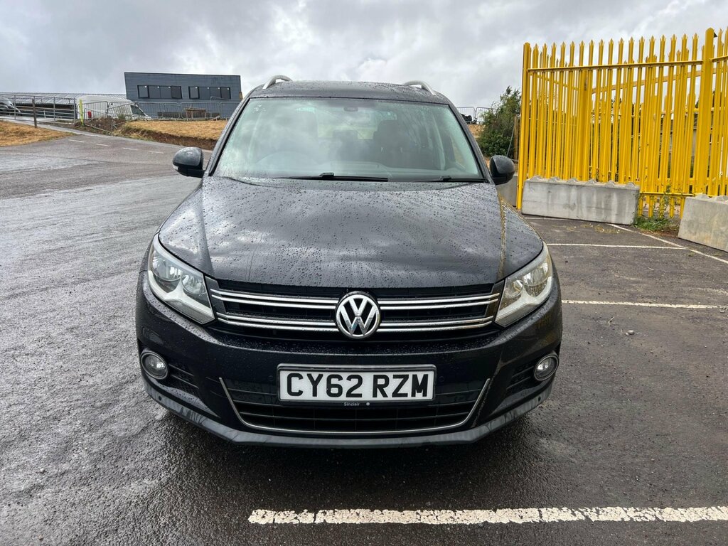 Volkswagen Tiguan 2.0 Tdi Bluemotion Tech Se 4Wd Euro 5 Ss CY62RZM Black #3