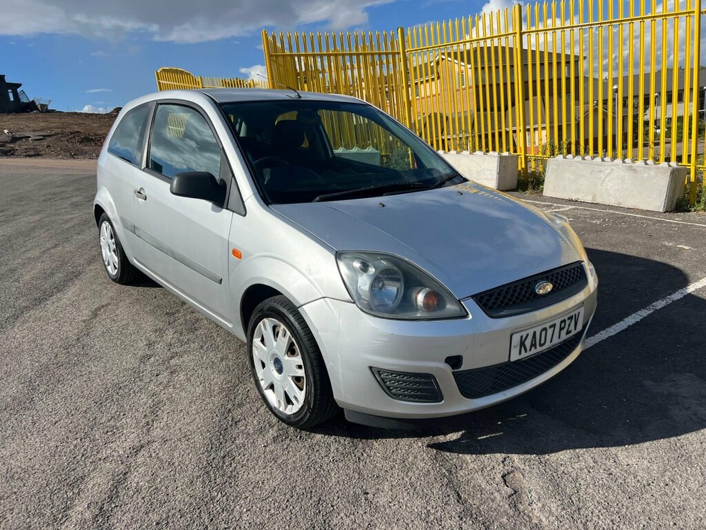 Ford Fiesta 1.25 Style Climate KA07PZV Silver #4