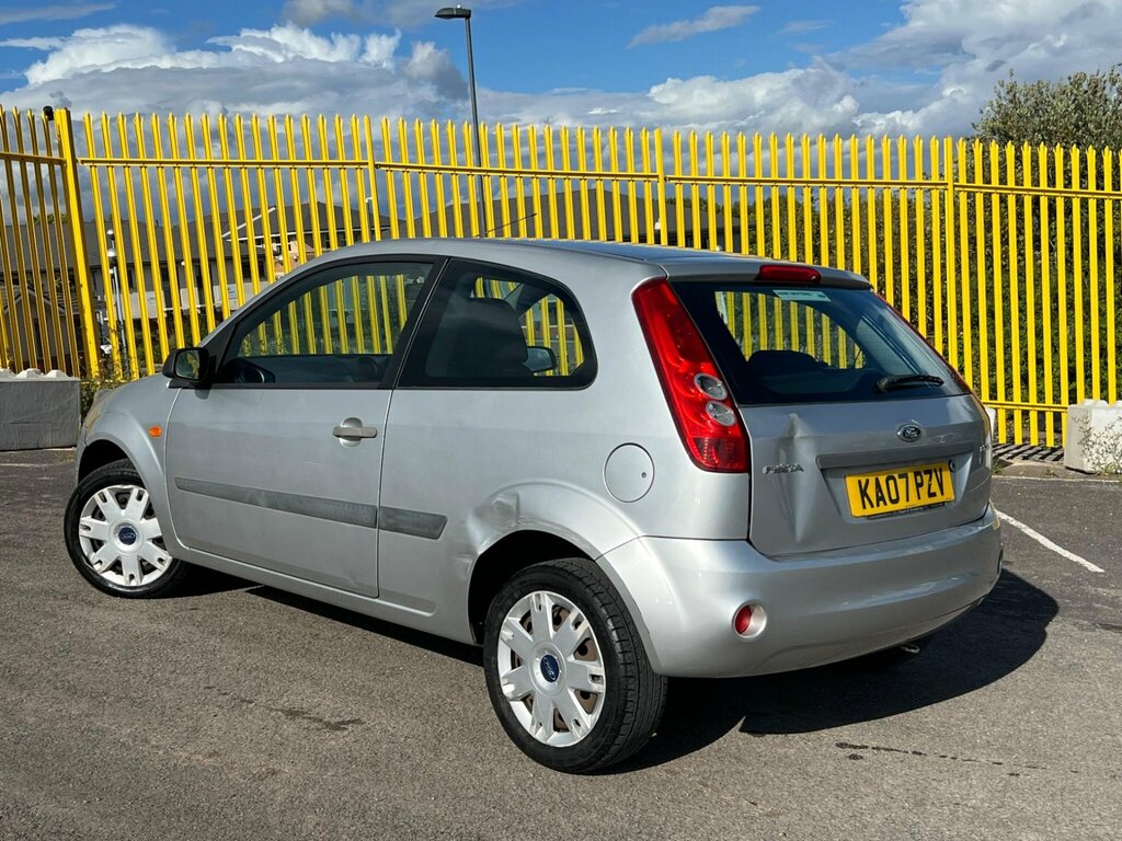Ford Fiesta 1.25 Style Climate KA07PZV Silver #2