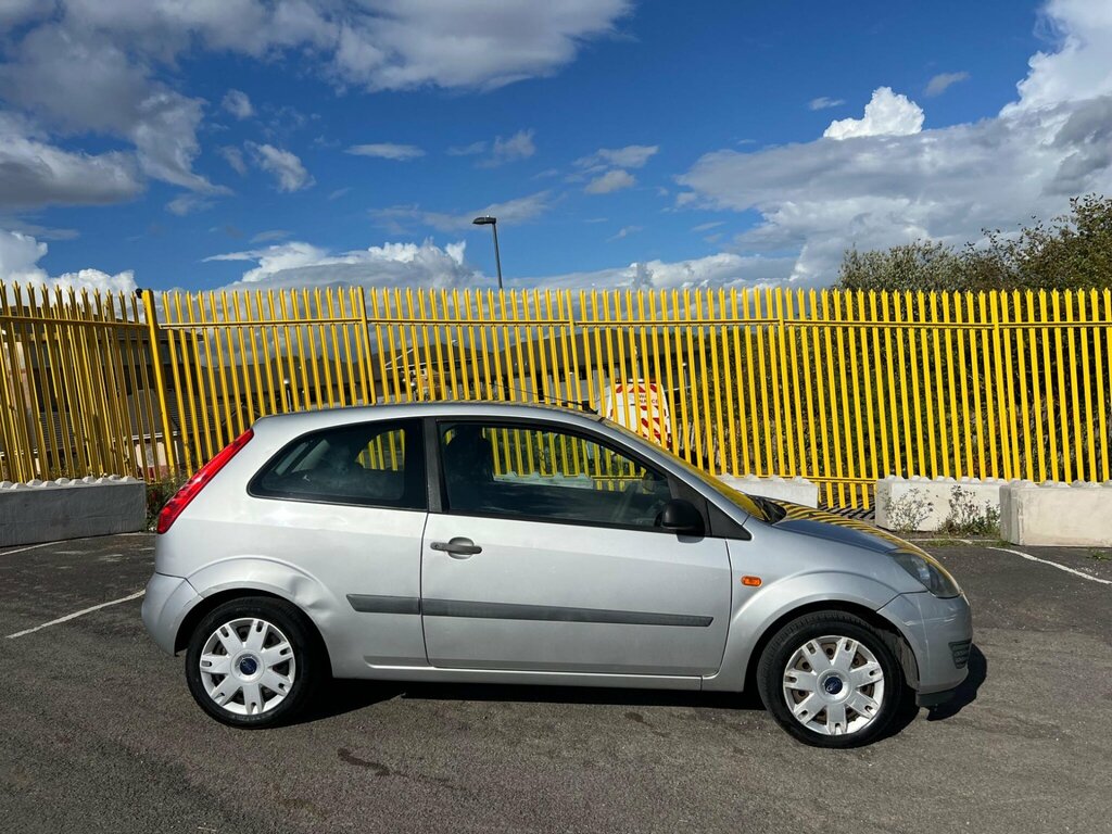 Ford Fiesta 1.25 Style Climate KA07PZV Silver #5
