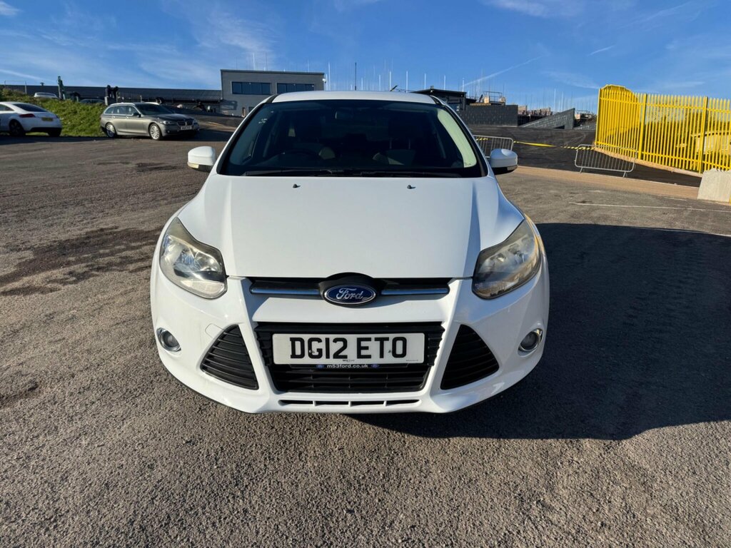 Ford Focus 1.6 Zetec Euro 5 DG12ETO White #3