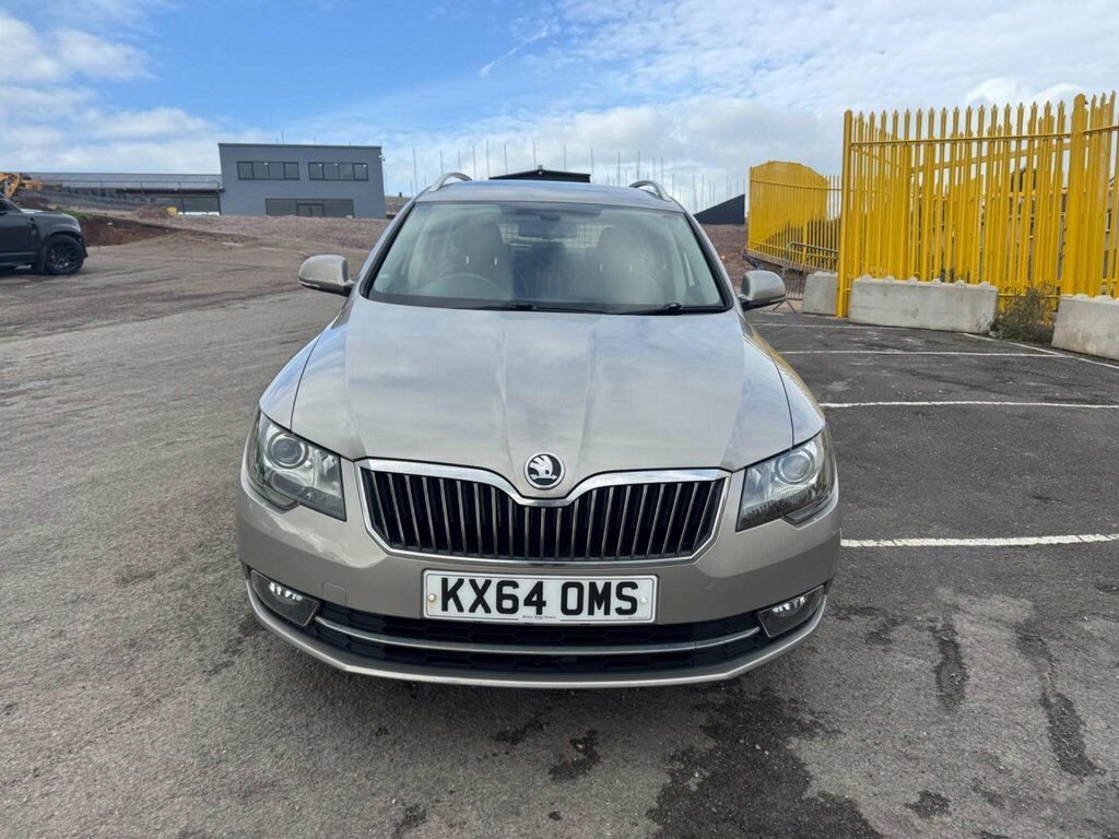 Skoda Superb 2.0 Tdi Elegance 4Wd Euro 5 Ss Beige #3