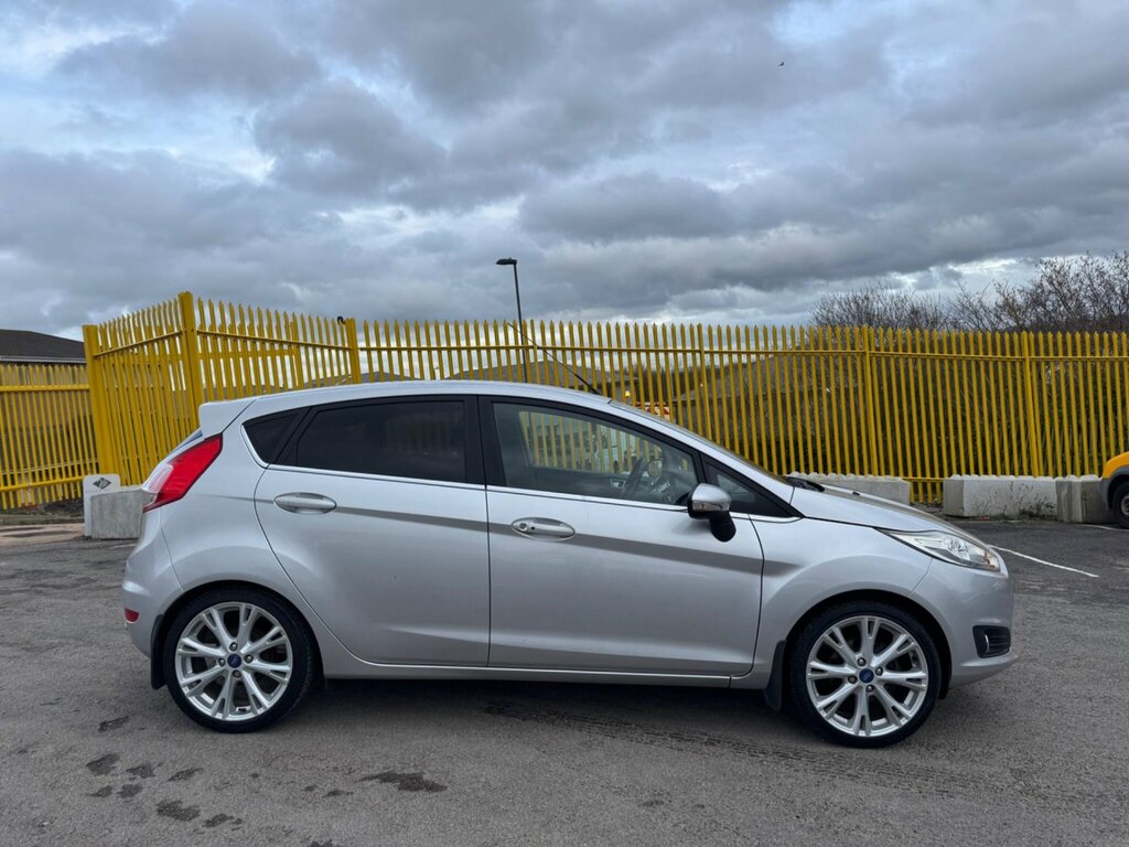 Ford Fiesta 1.0T Ecoboost Titanium X Euro 5 Ss VU64DMX Silver #5
