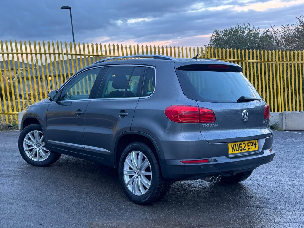 Volkswagen Tiguan 2.0 Tdi Sport 4Wd Euro 5 KU62EPN Grey #2