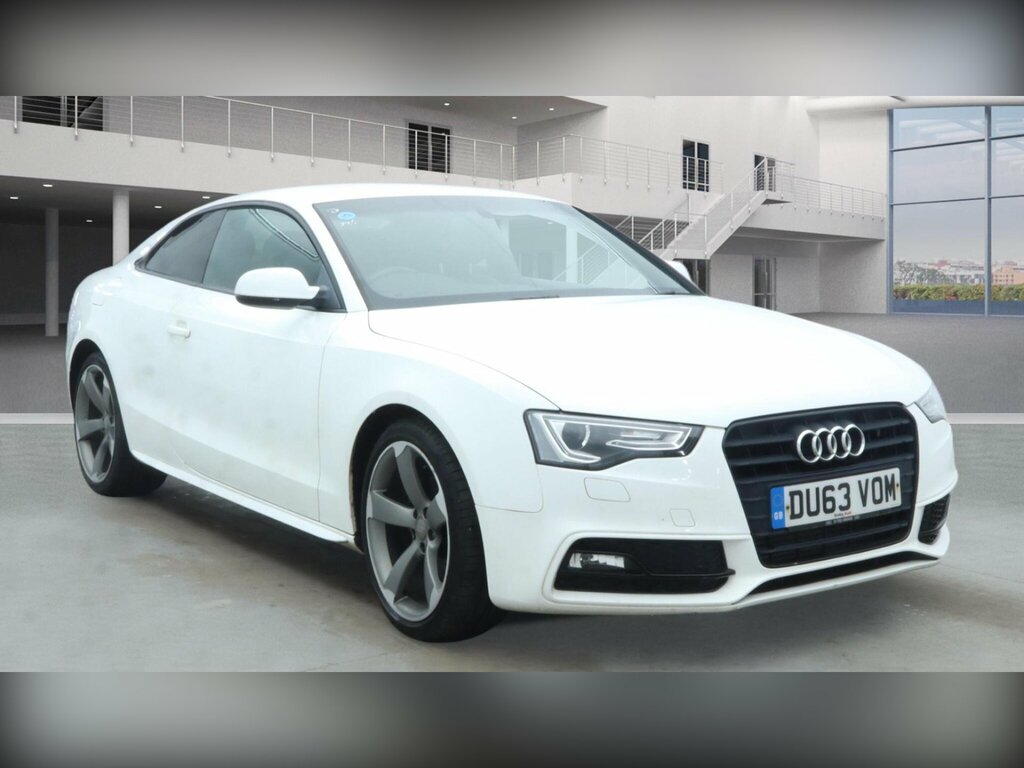 Audi A5 2.0 Tdi Black Edition Euro 5 Ss White