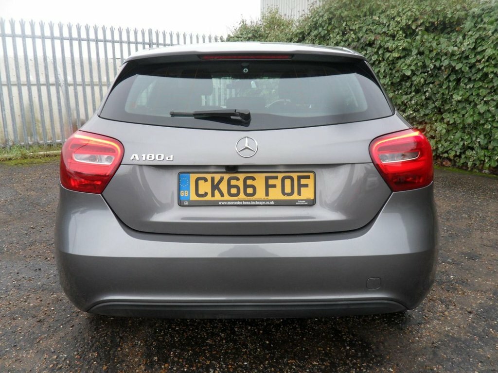 Mercedes-Benz A Class 1.5 A180d Se Hatchback Euro 6 S CK66FOF Grey #3