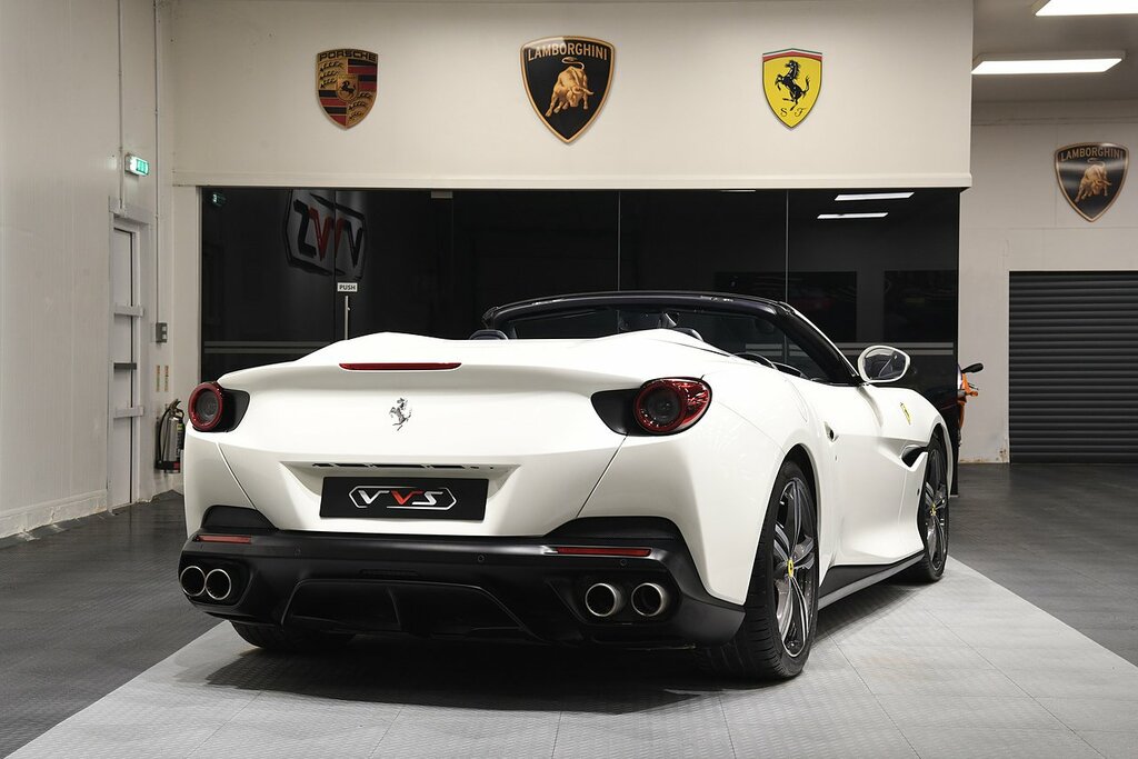 Ferrari Portofino T V8 White #3