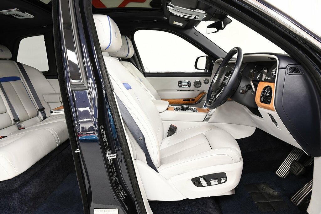 Rolls-Royce Cullinan V12 Black #6