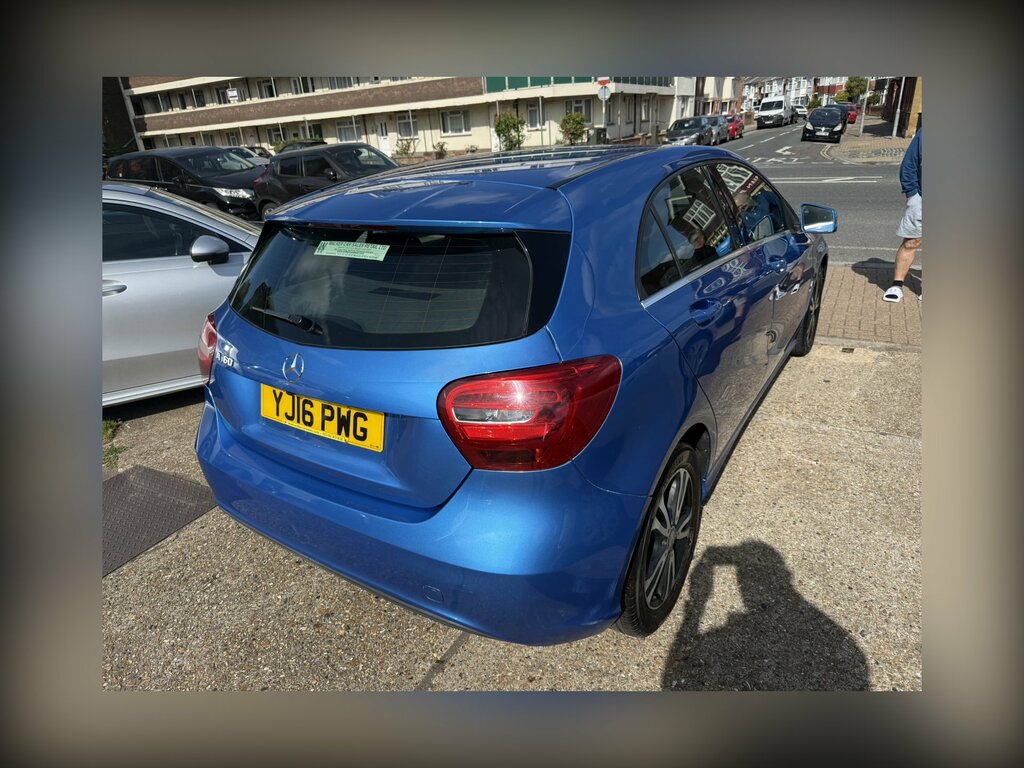 Mercedes-Benz A Class A160 Se YJ16PWG Blue #3