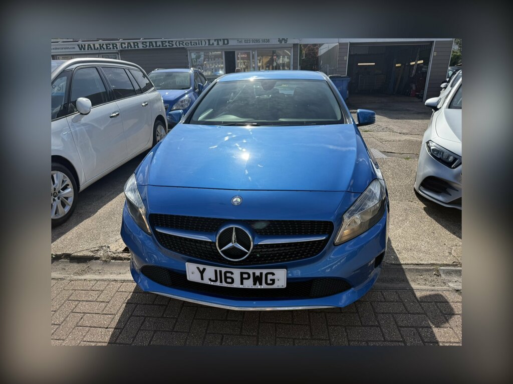 Mercedes-Benz A Class A160 Se Blue