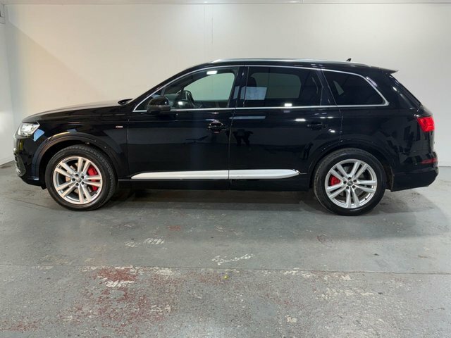 Audi Q7 Tdi V6 S Line RE67LZK Black #4