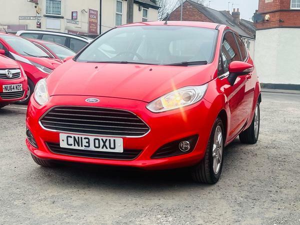 Ford Fiesta 1.25 Zetec Euro 5 CN13OXU Red #5