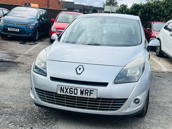 Renault Grand Scenic 1.5 Dci Dynamique Tomtom Euro 4 NX60WRF Silver #2