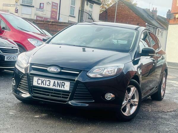 Ford Focus 1.6 Zetec Powershift Euro 5 Black