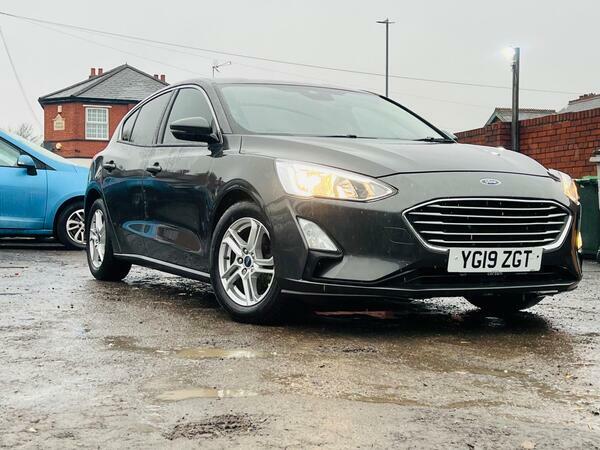 Ford Focus 1.5 Ecoblue Zetec Euro 6 Ss Grey