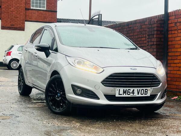 Ford Fiesta 1.6 Titanium Powershift Euro 5 LM64VOB Silver #6