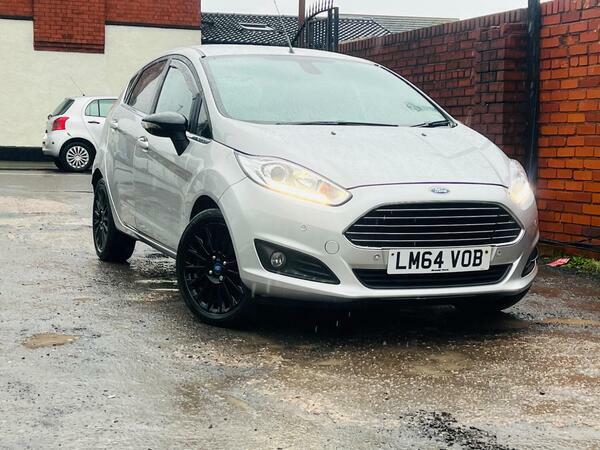 Ford Fiesta 1.6 Titanium Powershift Euro 5 LM64VOB Silver #3