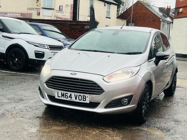 Ford Fiesta 1.6 Titanium Powershift Euro 5 LM64VOB Silver #2