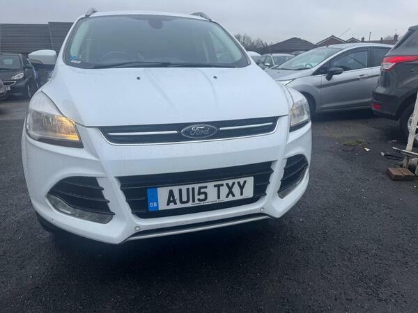 Ford Kuga 2.0 Tdci Titanium Powershift Awd Euro 6 Ss AU15TXY White #3
