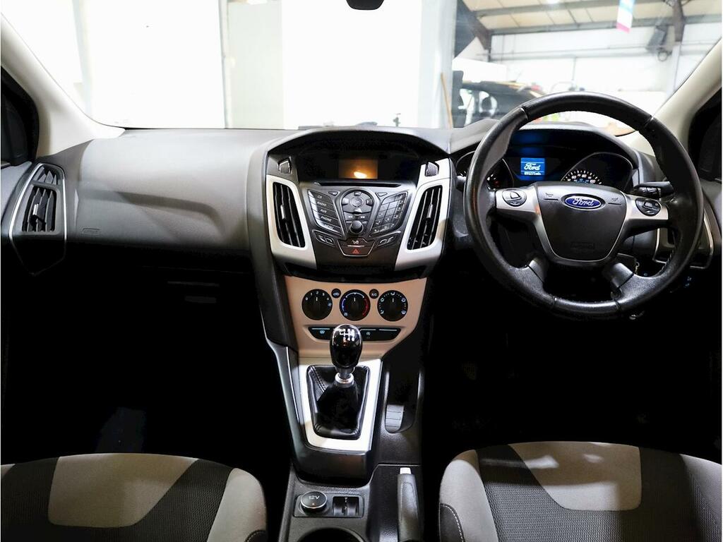 Ford Focus Hatchback AF63CXV Black #4