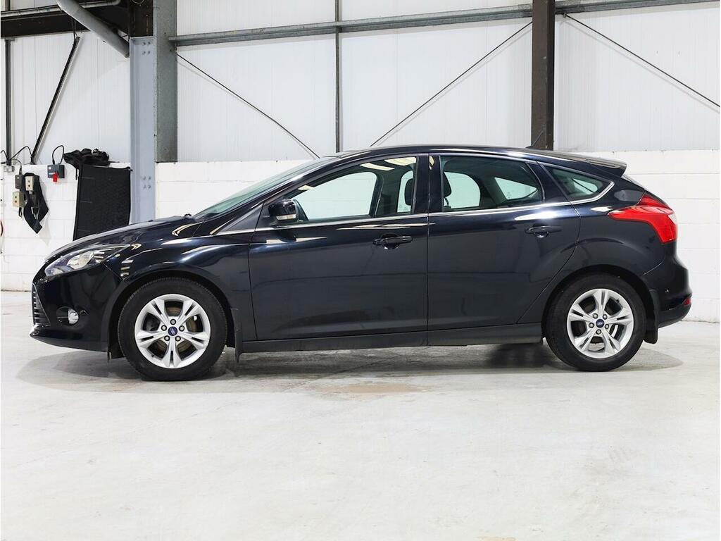 Ford Focus Hatchback AF63CXV Black #6