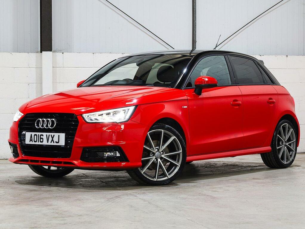 Audi A1 Tfsi Cod Black Edition Sportback AO16VXJ Red #4