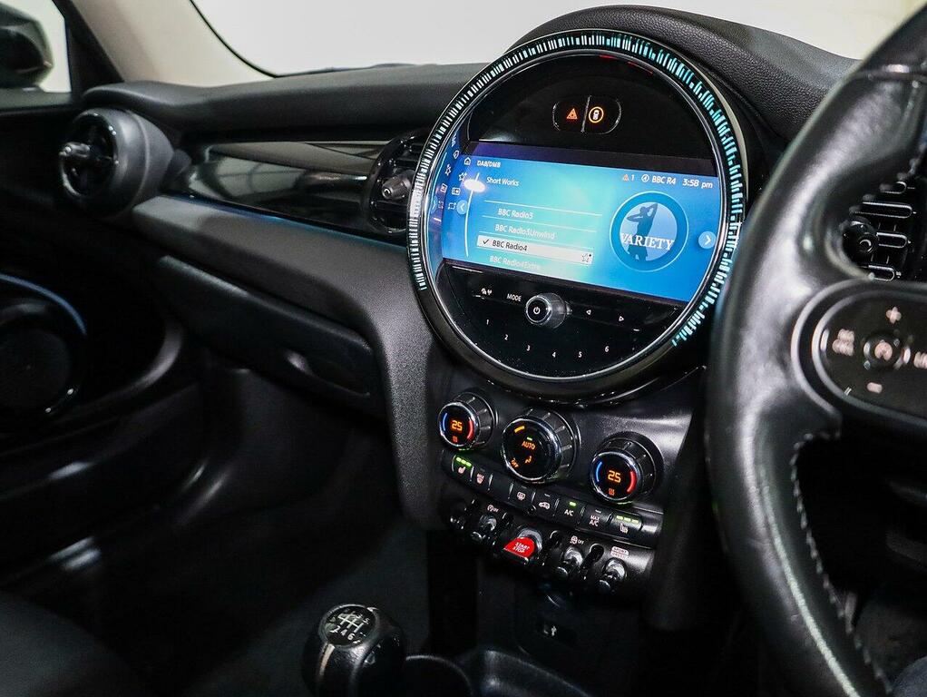 Mini Hatch Cooper Classic Hatchback A023ZTL Green #4