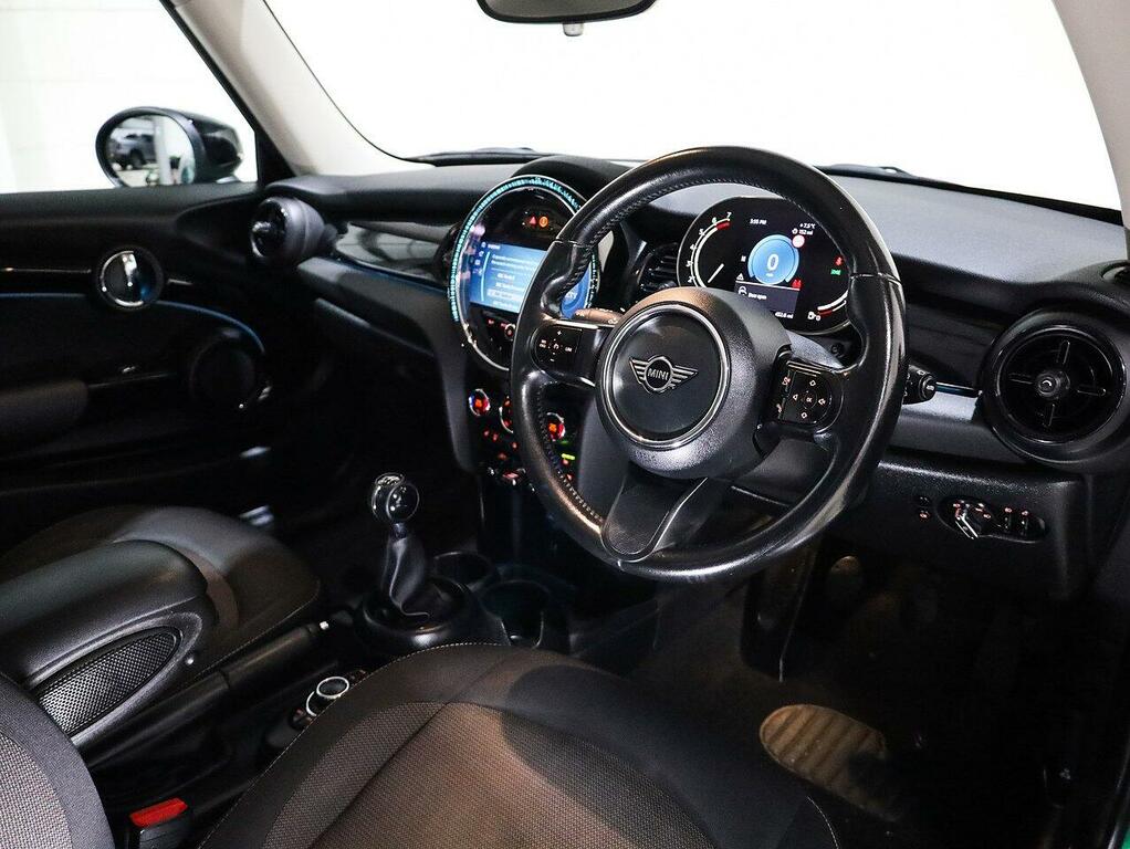 Mini Hatch Cooper Classic Hatchback A023ZTL Green #3