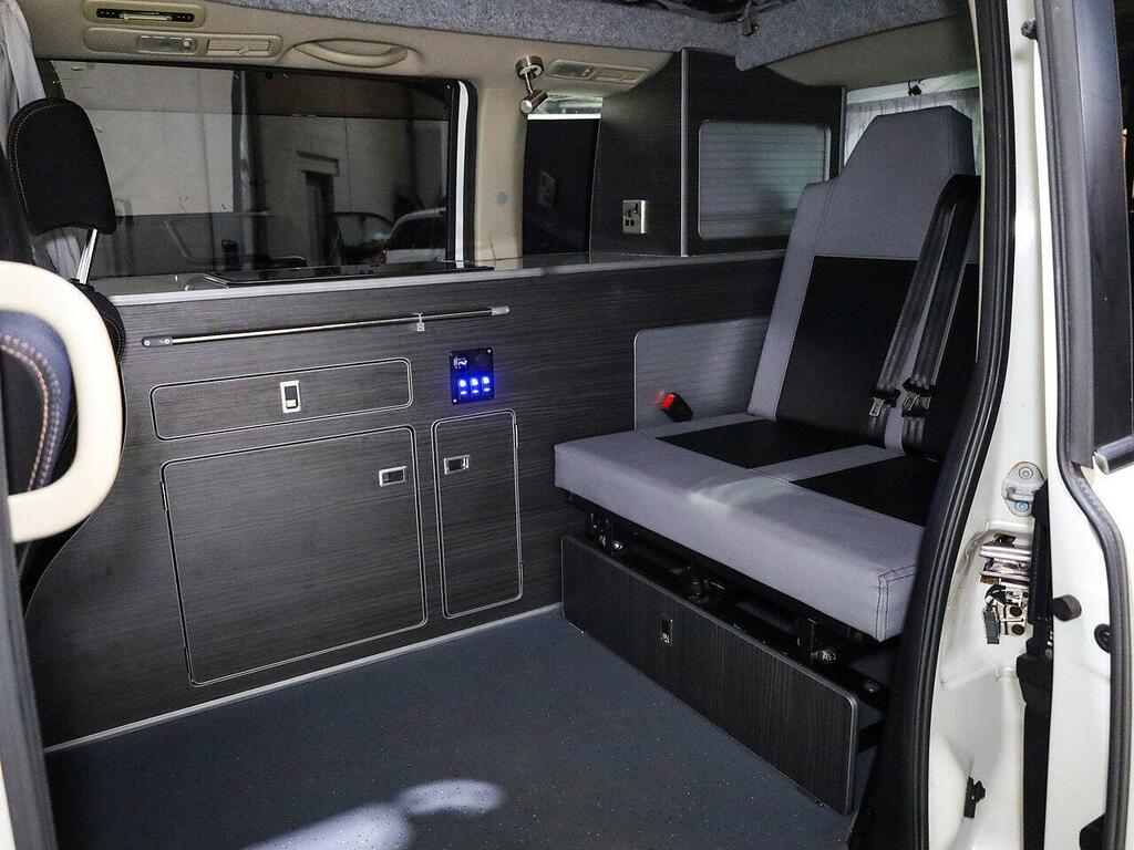 Nissan Serena Hatchback White #3