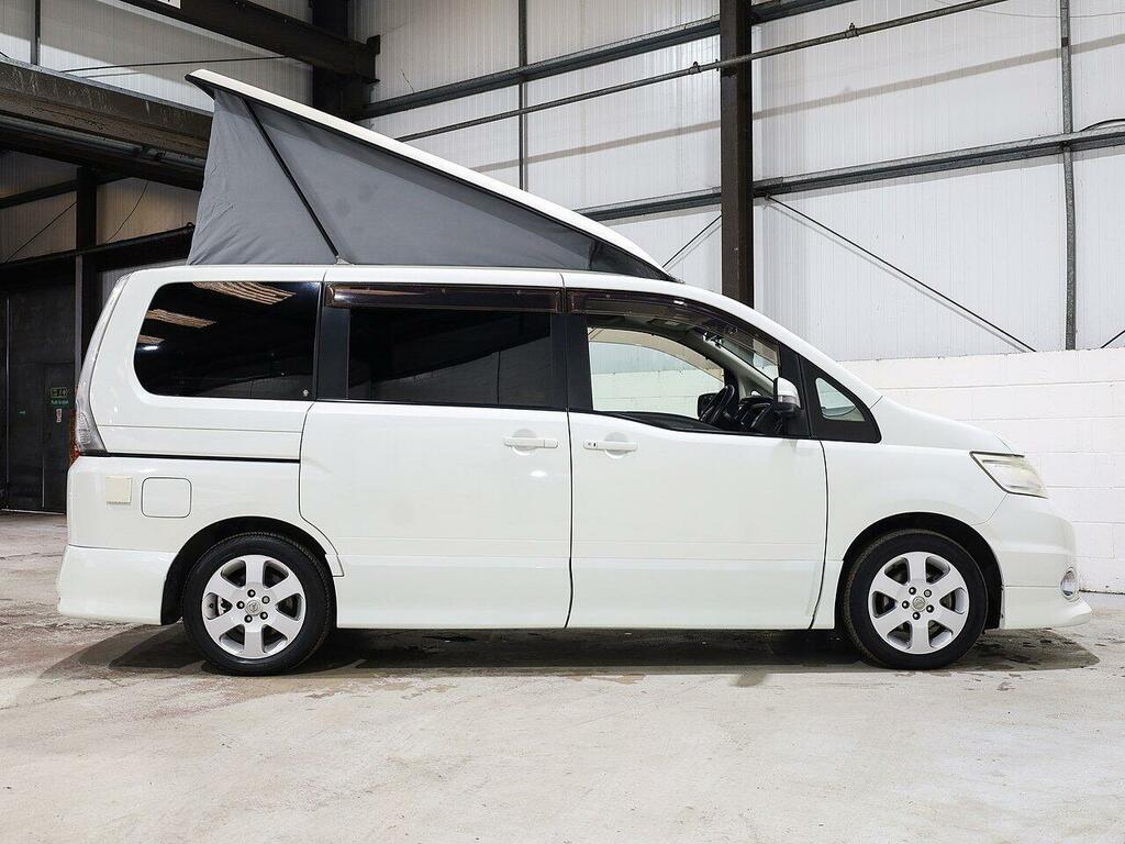 Nissan Serena Hatchback White #11