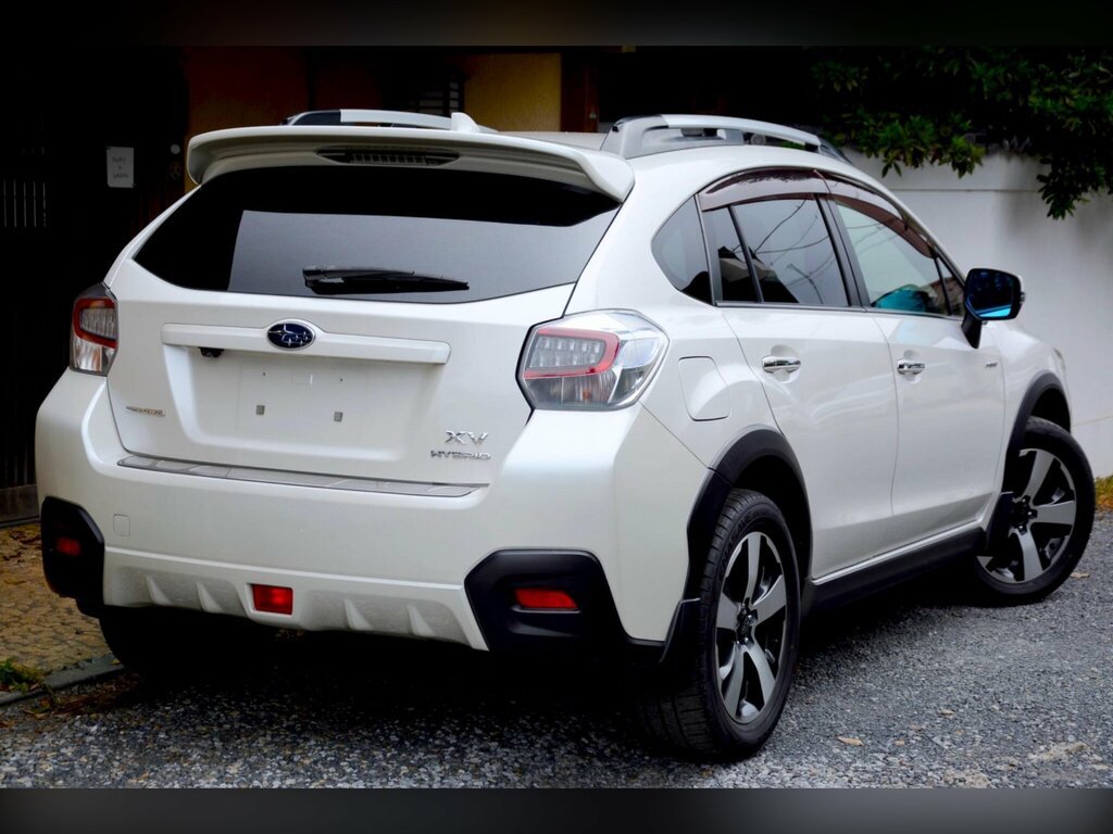 Subaru XV 2.0 Hybrid 4Wd - Jap Service History White #6