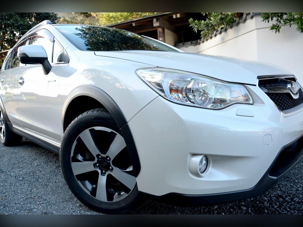 Subaru XV 2.0 Hybrid 4Wd - Jap Service History White #5