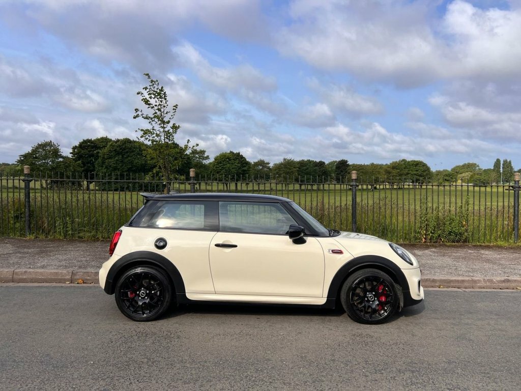 Mini Hatch 2L John Cooper Works SK20SNZ White #5