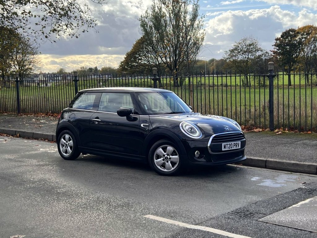 Mini Hatch 1.5L One Classic MT20PRV Black #4