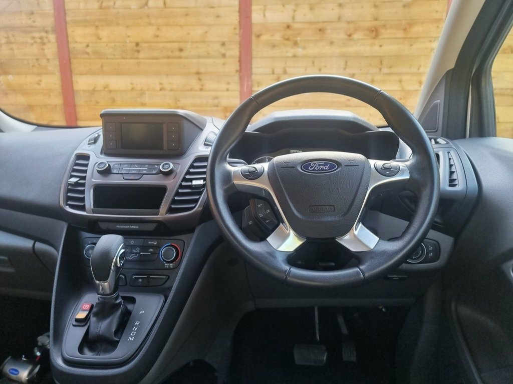 Ford Grand Tourneo Connect 1.5L Zetec BJ21FHT Silver #2