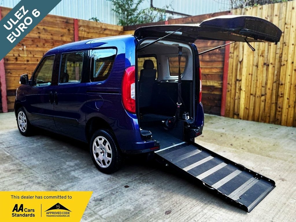 Fiat Doblo Mpv Blue
