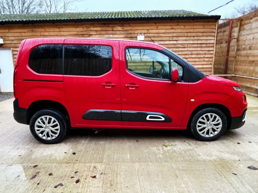 Citroen Berlingo 1.5L Feel Red #5
