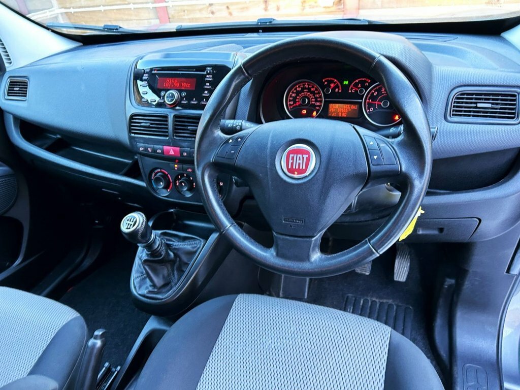 Fiat Doblo 1.6L Maxi Sx 6Dr Grey #2