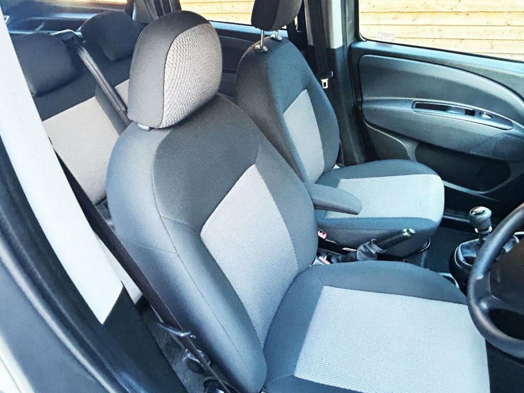 Fiat Doblo 1.6L Maxi Sx VX19UYD Grey #5