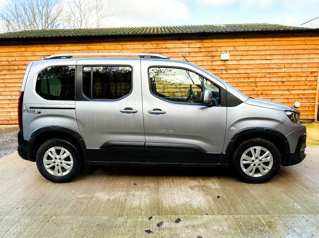 Peugeot Rifter 1.5L Allure Grey #4