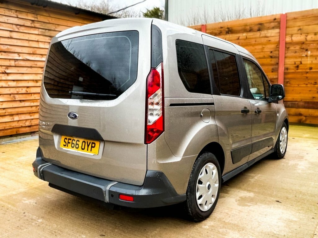 Ford Tourneo Connect 1.5L Zetec Tdci Ss Silver #6